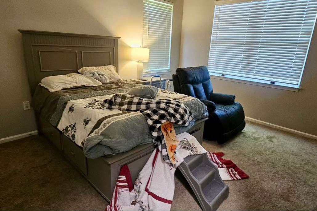 Master bedroom — before cleaning